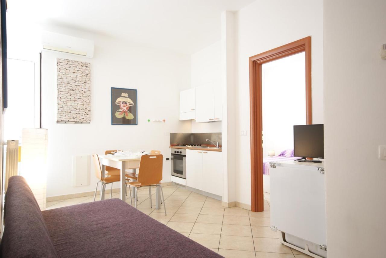 Da Simona Appartamenti Imperia Bagian luar foto