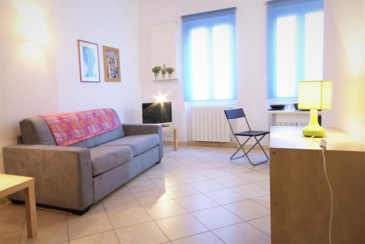 Da Simona Appartamenti Imperia Bagian luar foto