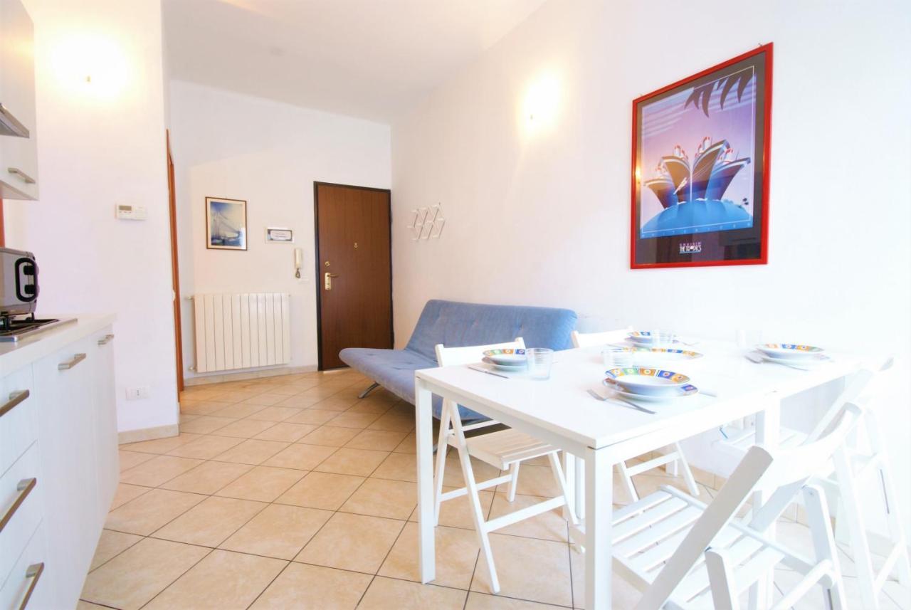 Da Simona Appartamenti Imperia Bagian luar foto